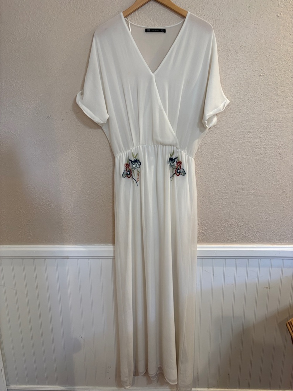 Zara White Sheer Flowy V-Neck Fairy Floral Embroidered Waist Maxi Dress Ivory| M